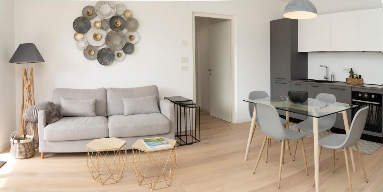 Serviced Apartments By Hotel De Charme Laveno Dış mekan fotoğraf
