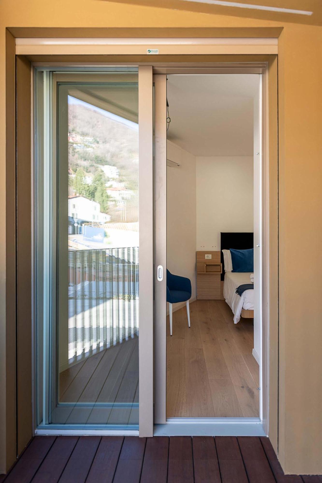 Serviced Apartments By Hotel De Charme Laveno Dış mekan fotoğraf