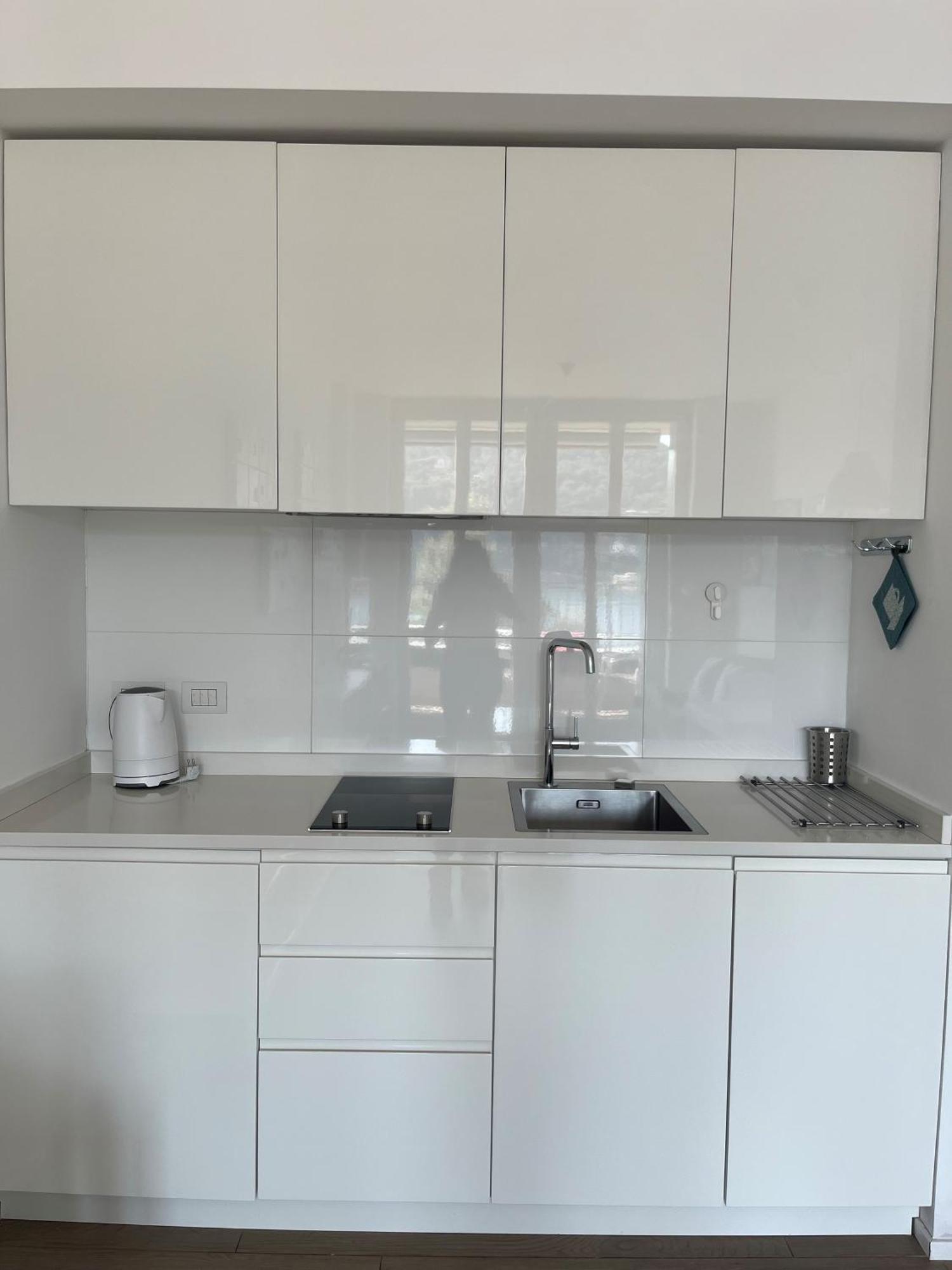 Serviced Apartments By Hotel De Charme Laveno Dış mekan fotoğraf